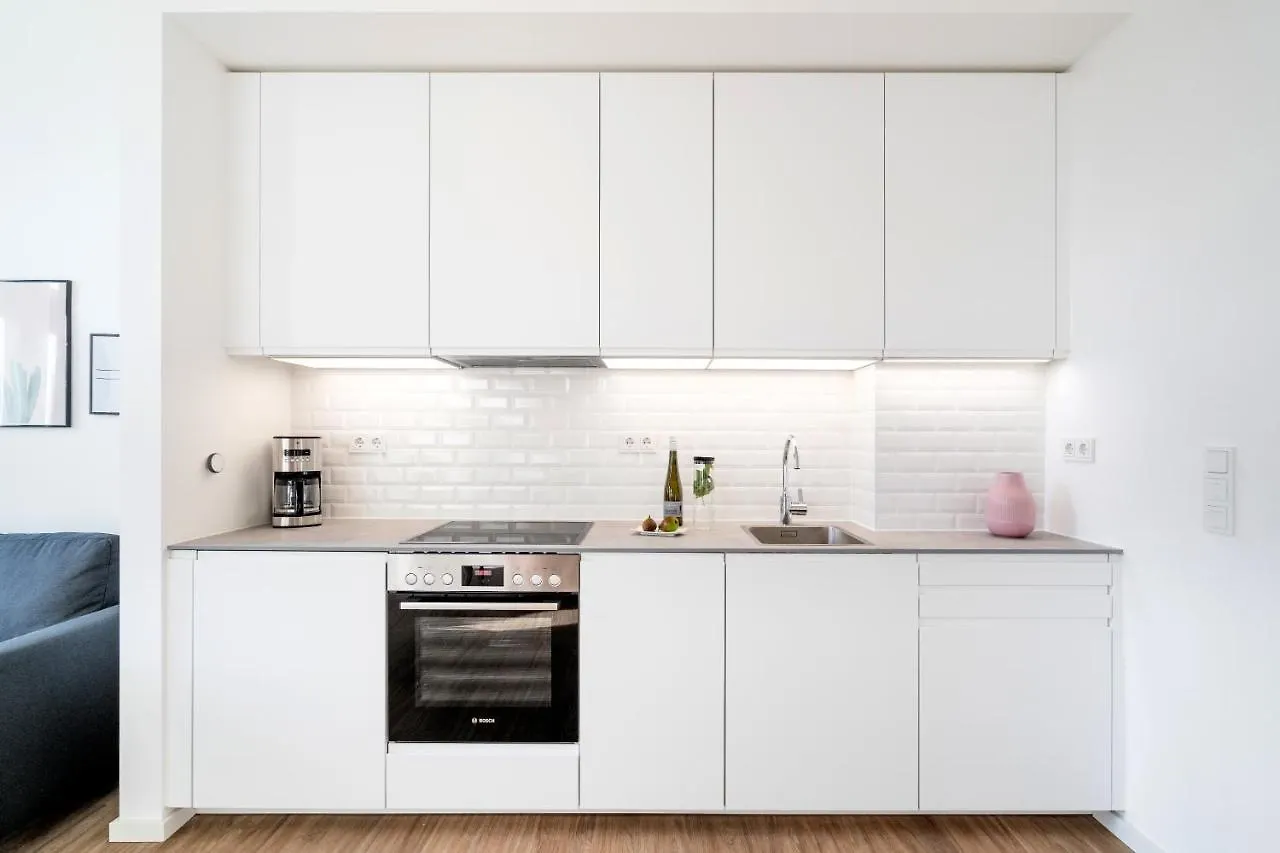 Bensimon Apartments Mitte/Wedding Berlin 4*,